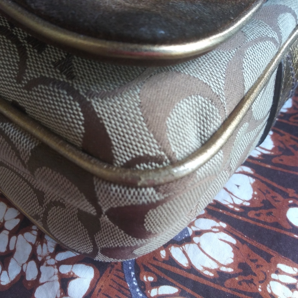 Coach limited edition signature print shoulder bag - Picture 14 of 15